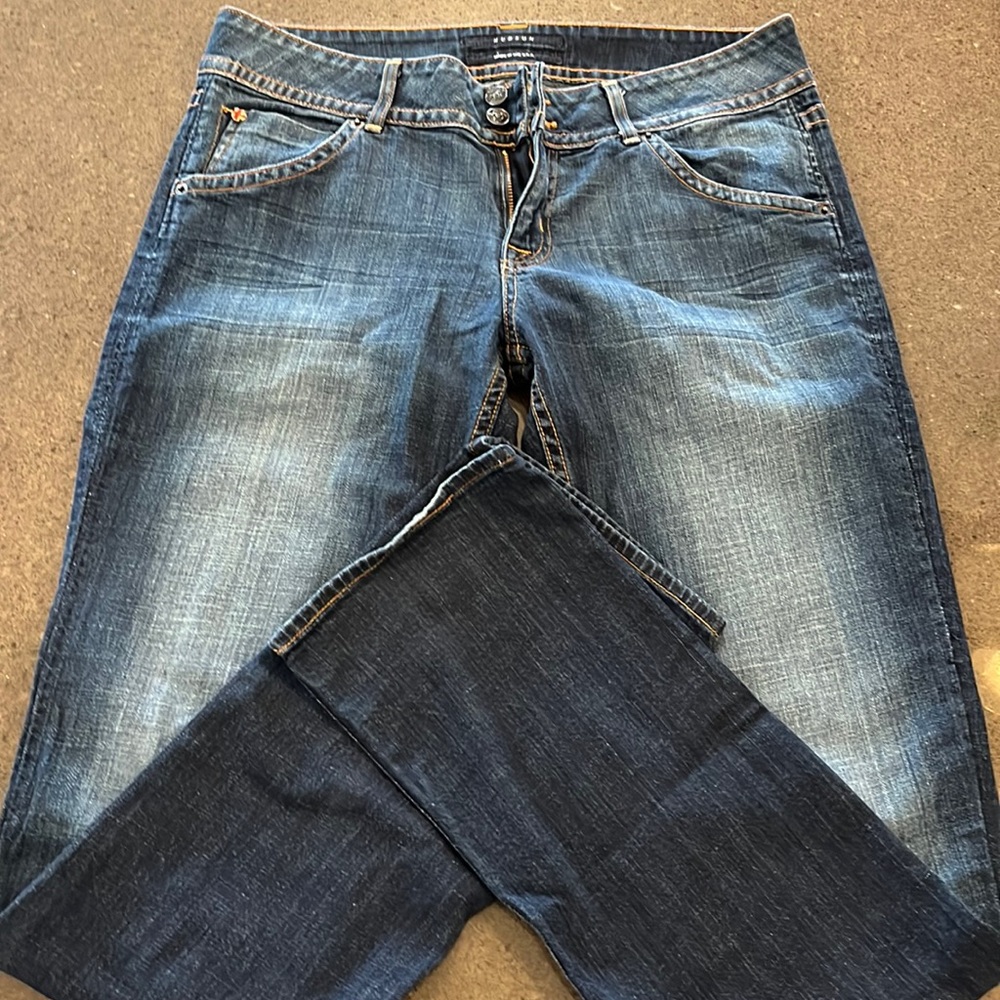 Hudson mid rise boot cut stretchy jeans